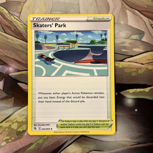 Skaters’ Park 242/264 - SWSH Fusion Strike Trainer uncommon (Non-Holo)