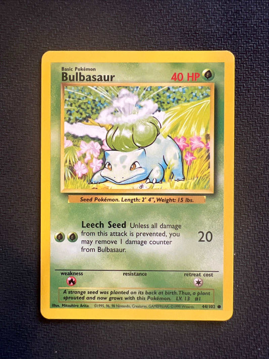 Bulbasaur 044/102 - Base Set  (Non-Holo) LP